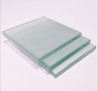 Giá kính cường lực 12mm